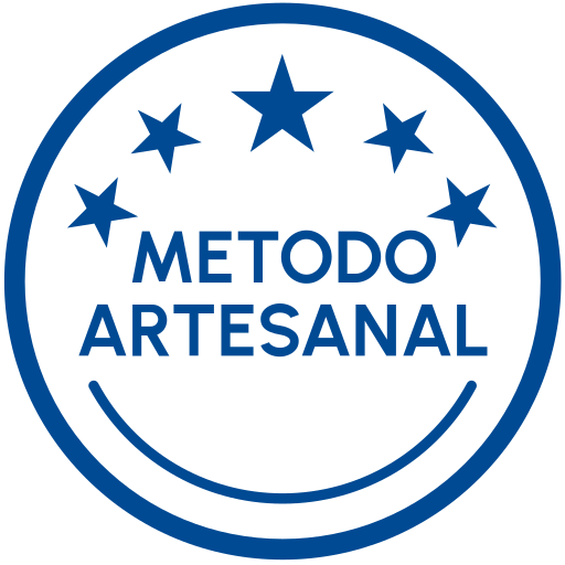 Cocinado con herramientas artesanales.